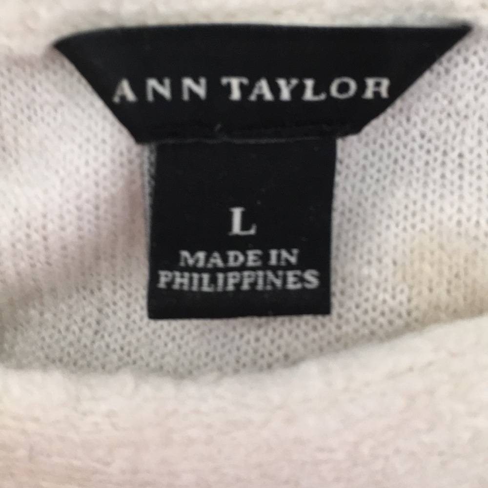 Sweatshirt - Picture 2 of 6